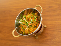 Champiñones con Guisantes/Mushroom Matter — Restaurante Golden Curry y Kebab, Córdoba