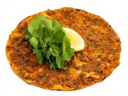 Pizza turca de carne mixta