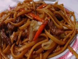 Tallarines fritos con ternera — Chinatown 2 Ciudad Jardín