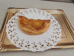 Empanadilla argentina(aceitunas y cebolla) — Mamma leone