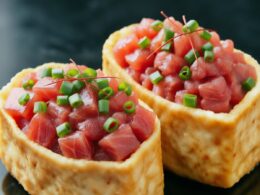 21. Gukan Atún Picante (2 Pzas.) — Sushi go