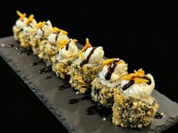 48. Tempura Roll Salmón Salteado — Sushi go