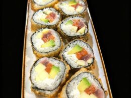 49. Tempura Futomaki Salmón y Atún — Sushi go